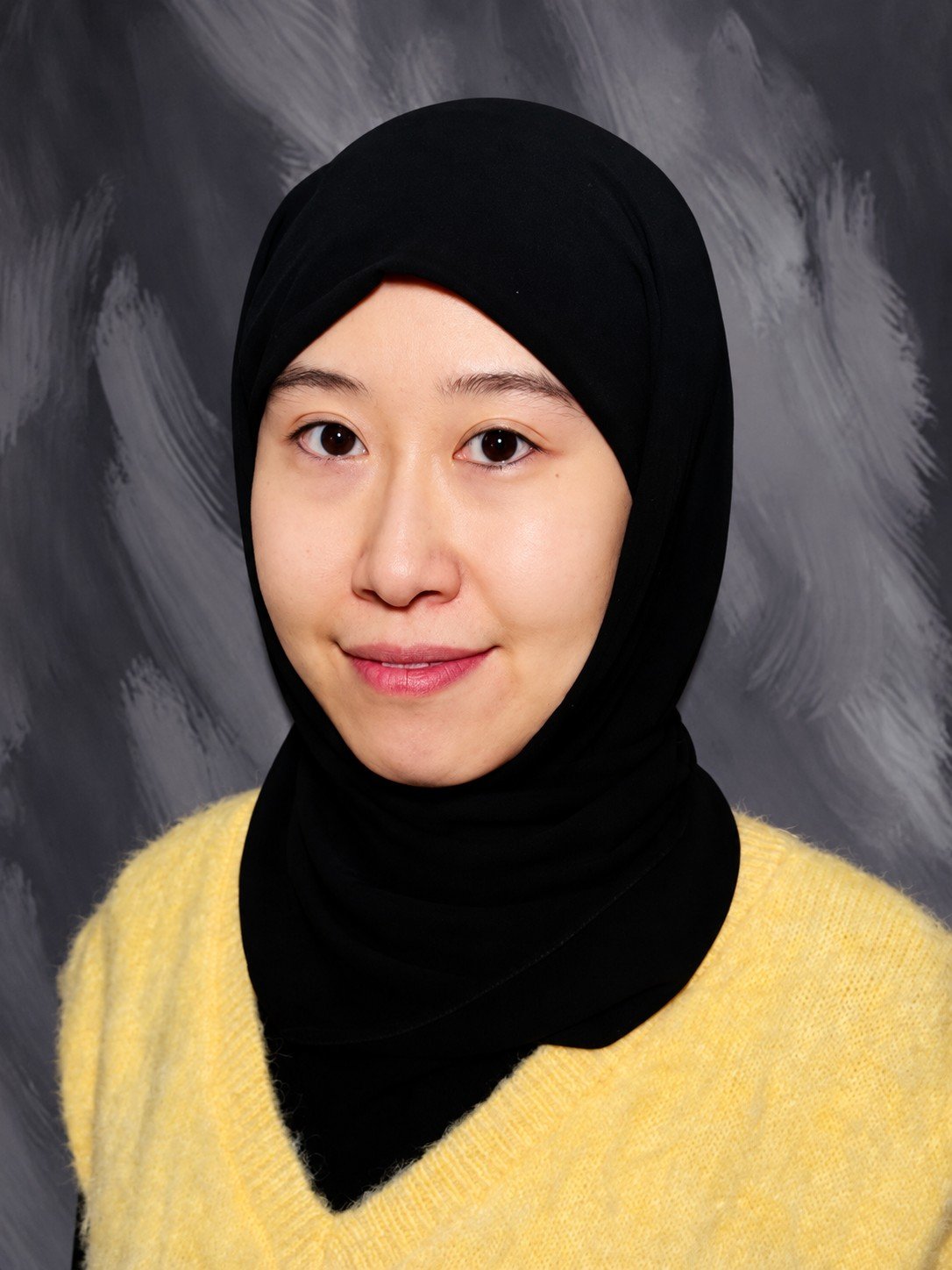 Ms. May, Mandarin Teacher & Assistant Primary Teacher
